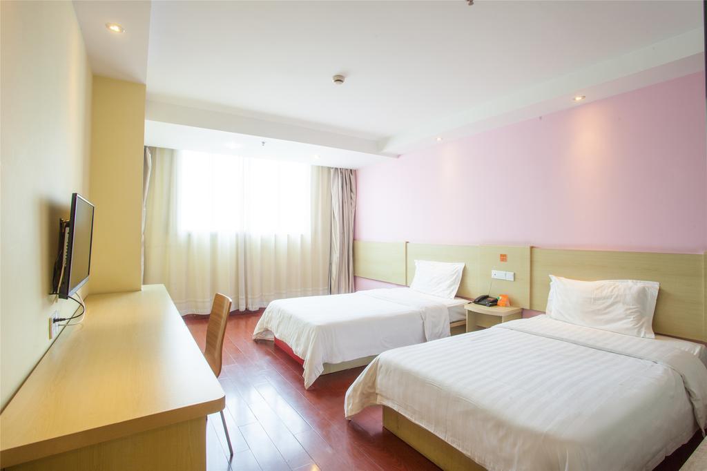 7Days Inn Guilin Railway Station Стая снимка