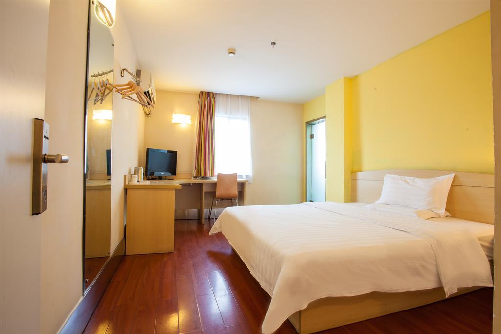 7Days Inn Guilin Railway Station Екстериор снимка